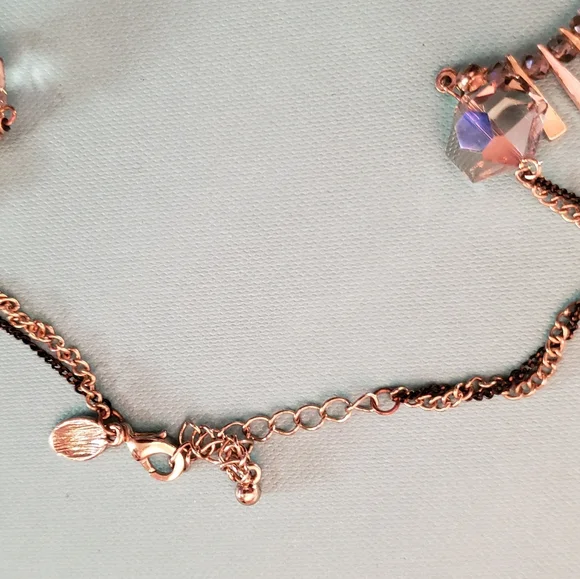 Beautiful neckles - Picture 4 of 5